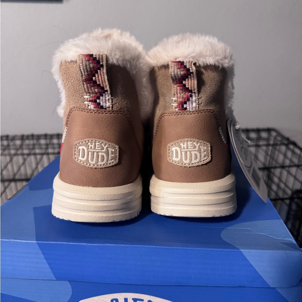 Hey Dude Tan Boots with Fur Lining